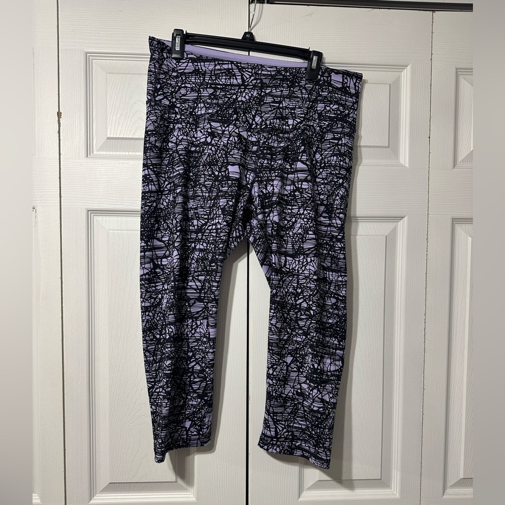 Old Navy Active XL Crops